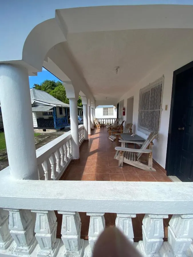 Westport Cottage Negril Hotel