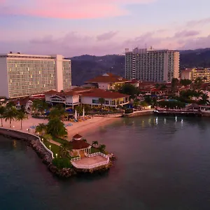 sunset-jamaica-grande-resort-spa.hotelsochorios.net/